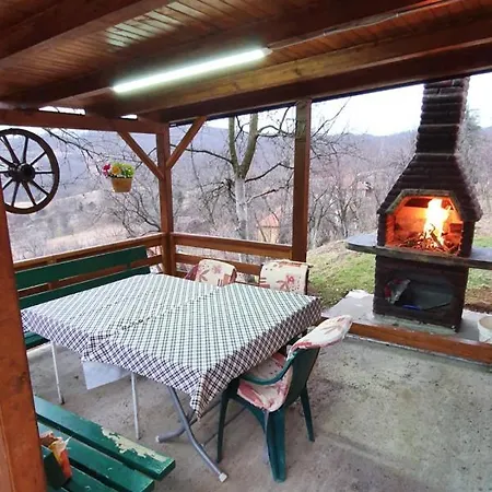Ranc Kod Zoneta Сasa de vacaciones Tuzla
